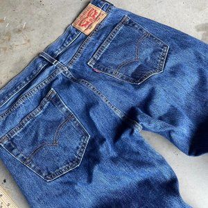 Y2K / Vintage / Washed Levi 505’s Blue Denim Jeans